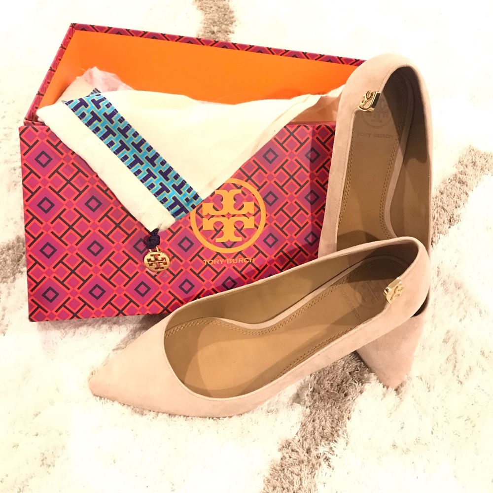 Tory Burch Elizabeth suede
